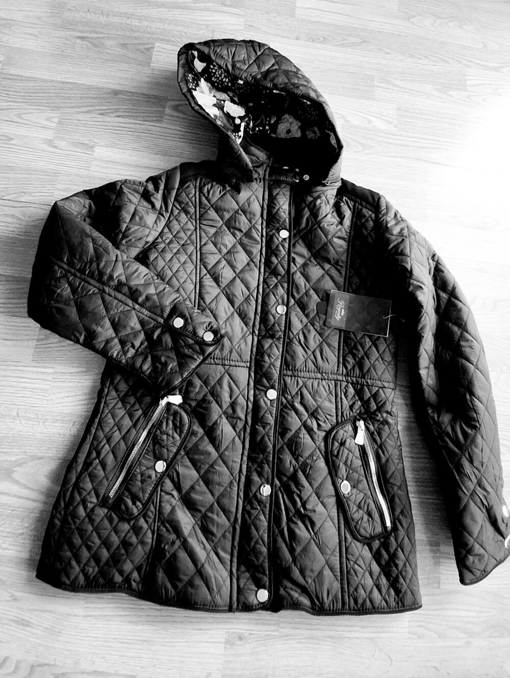 NWT Ladies Bkaxk Puffer Style Coat, Sz M
